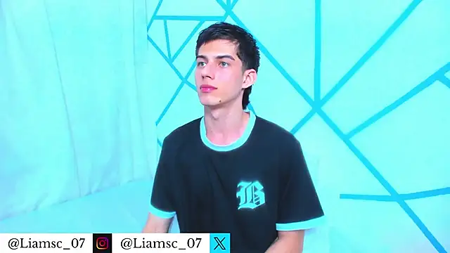 Snapshot of liam_scott77 chatting on 27, 2, 2026 liam scott77 online show from 27, 2, 2026