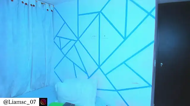 Snapshot of liam_scott77 chatting on 2, 3, 2026 liam scott77 online show from 2, 3, 2026