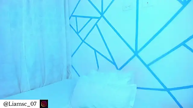 Snapshot of liam_scott77 chatting on 10, 4, 2026 liam scott77 online show from 10, 4, 2026