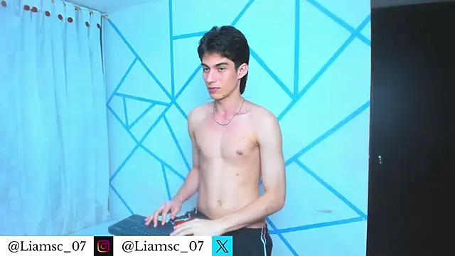 Snapshot of liam_scott77 chatting on 14, 7, 2026 liam scott77 online show from 14, 7, 2026