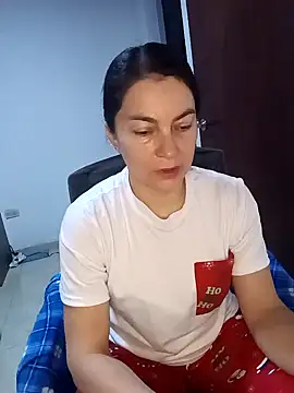 renata hot1 online show from 4, 2, 2025