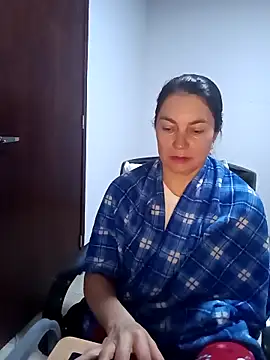 renata hot1 online show from 5, 3, 2025