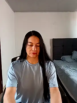 renata hot1 online show from 13, 3, 2025