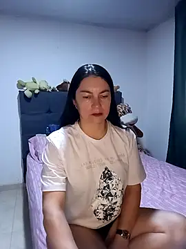 renata hot1 online show from 12, 9, 2025