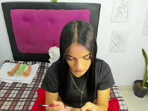 Snapshot of AlondraFoxx chatting on 11, 9, 2025 AlondraFoxx online show from 11, 9, 2025