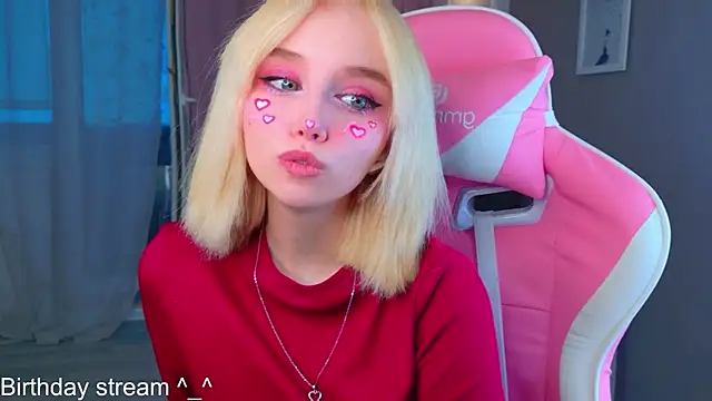 Snapshot of b4by_LoL1 chatting on 29, 3, 2026 b4by LoL1 online show from 29, 3, 2026