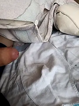 Snapshot of Grig1982 chatting on 28, 11, 2025 Grig1982 online show from 28, 11, 2025