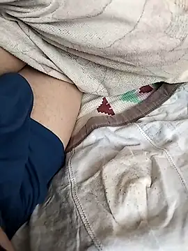 Snapshot of Grig1982 chatting on 16, 4, 2026 Grig1982 online show from 16, 4, 2026