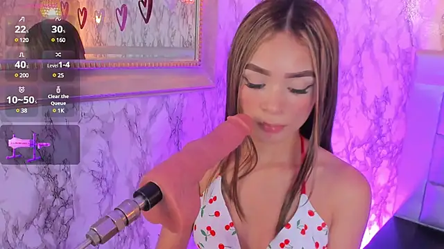 Snapshot of LYEN_RAE chatting on 13, 3, 2025 LYEN RAE online show from 13, 3, 2025