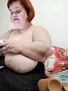 Snapshot of MIDGET-TITS chatting on 5, 2, 2025 MIDGET-TITS online show from 5, 2, 2025