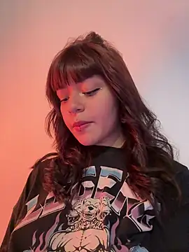 Ashley Chriss online show from 29, 12, 2024