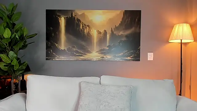 Snapshot of ApoloMakris chatting on 8, 4, 2026 ApoloMakris online show from 8, 4, 2026