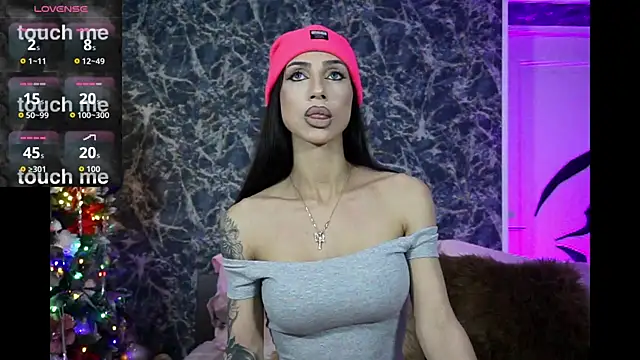 Snapshot of BrianaGolddenn chatting on 21, 12, 2025 BrianaGolddenn online show from 21, 12, 2025