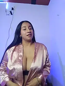 Snapshot of ailyn_miranda chatting on 10, 6, 2026 ailyn miranda online show from 10, 6, 2026