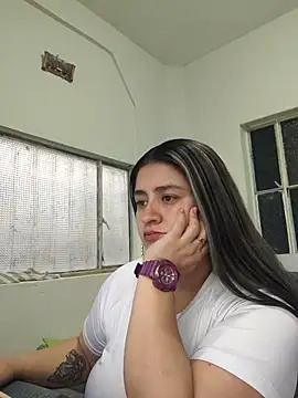 Snapshot of Melinda_bob chatting on 4, 4, 2026 Melinda bob online show from 4, 4, 2026