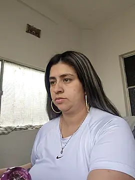 Snapshot of Melinda_bob chatting on 17, 4, 2026 Melinda bob online show from 17, 4, 2026