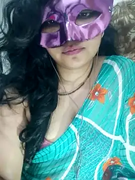 Snapshot of Shivi_shahh chatting on 4, 4, 2026 Shivi shahh online show from 4, 4, 2026