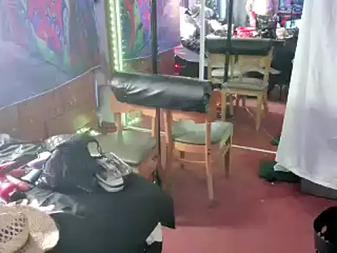 KRYZTALYNXXX online show from 1, 1, 2025