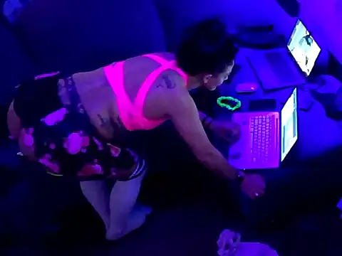 KRYZTALYNXXX online show from 11, 1, 2025