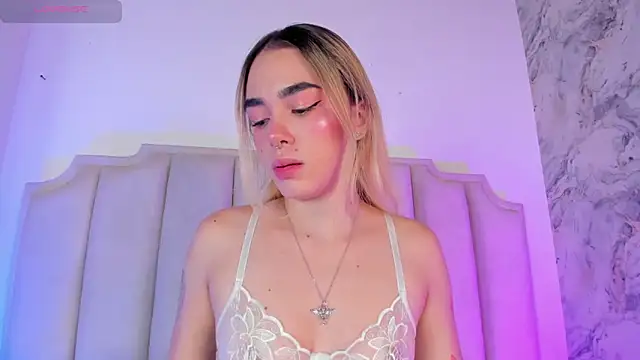 Snapshot of Lucy_Vega chatting on 14, 1, 2025 Lucy Vega online show from 14, 1, 2025