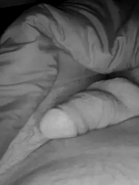 Snapshot of Sunnyboy7897 chatting on 15, 4, 2026 Sunnyboy7897 online show from 15, 4, 2026