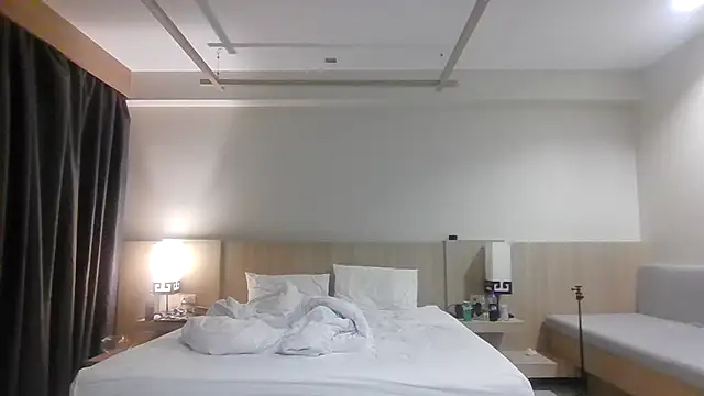 Snapshot of SweetSexySub chatting on 15, 9, 2025 SweetSexySub online show from 15, 9, 2025