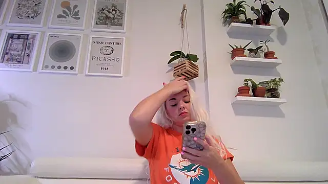 badblondebunny online show from 7, 2, 2026