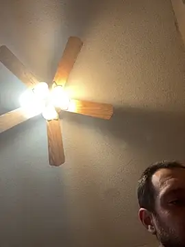 SmokingSloth online show from 25, 11, 2025