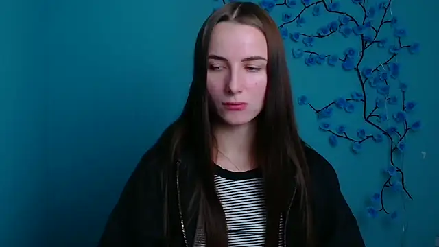 Eva Janee online show from 6, 1, 2026