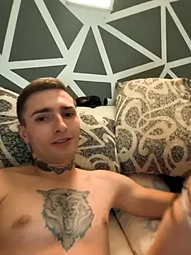 Snapshot of Anyonymuss chatting on 15, 10, 2025 Anyonymuss online show from 15, 10, 2025