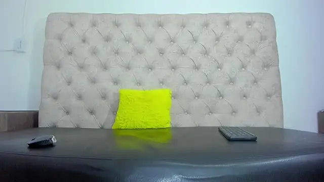 FernandaClar online show from 3, 3, 2025