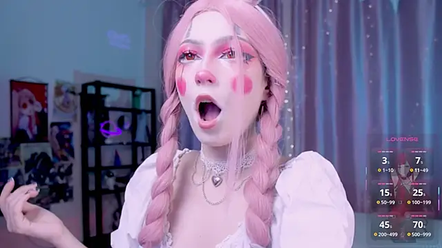 Snapshot of Carolina_Leep chatting on 16, 9, 2025 Carolina Leep online show from 16, 9, 2025