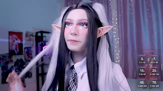 Snapshot of Carolina_Leep chatting on 4, 10, 2025 Carolina Leep online show from 4, 10, 2025