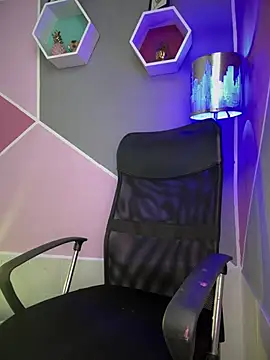 Tamyjenkins1 online show from 14, 3, 2025