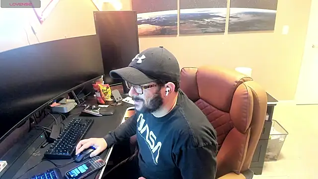 boytoyfrindles online show from 11, 2, 2026