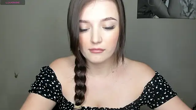 Snapshot of EvaaMillerr99 chatting on 17, 1, 2025 EvaaMillerr99 online show from 17, 1, 2025