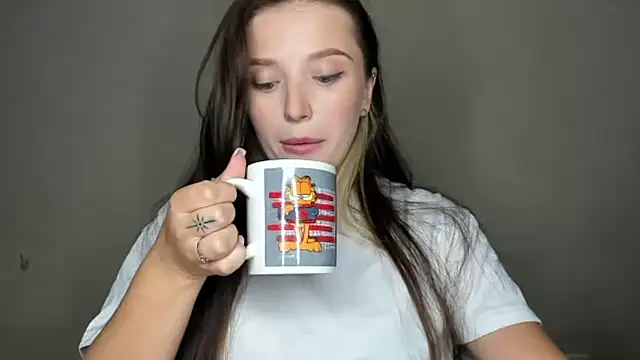 Snapshot of EvaaMillerr99 chatting on 27, 9, 2025 EvaaMillerr99 online show from 27, 9, 2025