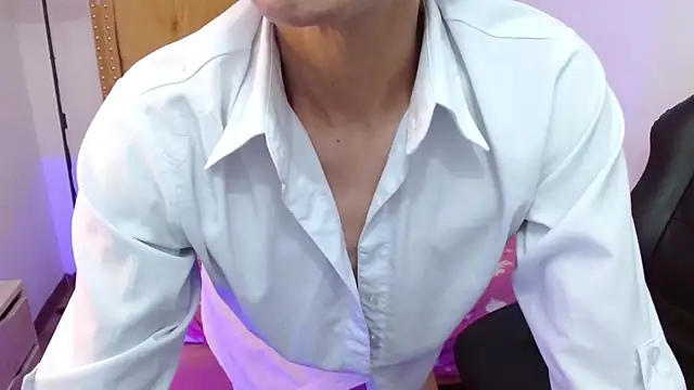 AlexandraJones  online show from 12, 2, 2025