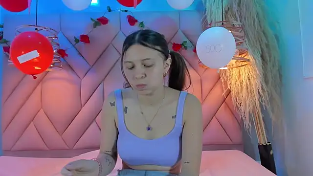 AngelaaCute  online show from 17, 2, 2025