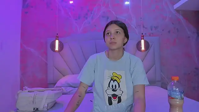 AngelaaCute  online show from 13, 3, 2025