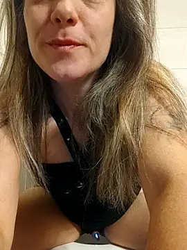 Dark Angel 22 online show from 6, 10, 2025