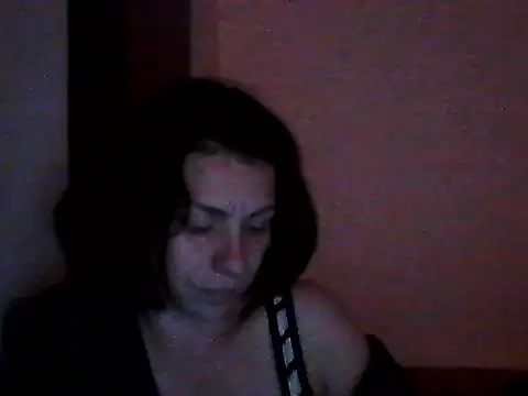 Snapshot of SweetAdela92 chatting on 28, 10, 2025 SweetAdela92 online show from 28, 10, 2025