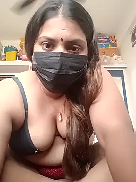 Hotmilfxox online show from 20, 12, 2024