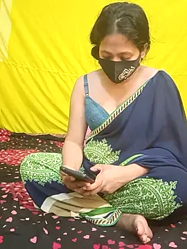 Snapshot of Desi_Best_Anal chatting on 8, 3, 2025 Desi Best Anal online show from 8, 3, 2025