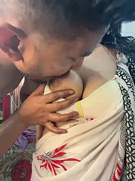 Snapshot of Desi_Best_Anal chatting on 19, 3, 2026 Desi Best Anal online show from 19, 3, 2026