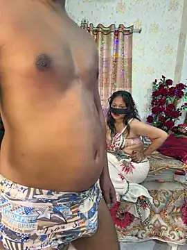 Snapshot of Desi_Best_Anal chatting on 20, 3, 2026 Desi Best Anal online show from 20, 3, 2026