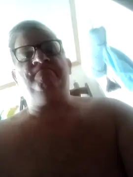 Snapshot of J83560Jason chatting on 10, 9, 2025 J83560Jason online show from 10, 9, 2025