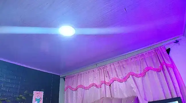 loren tits24 online show from 26, 2, 2025