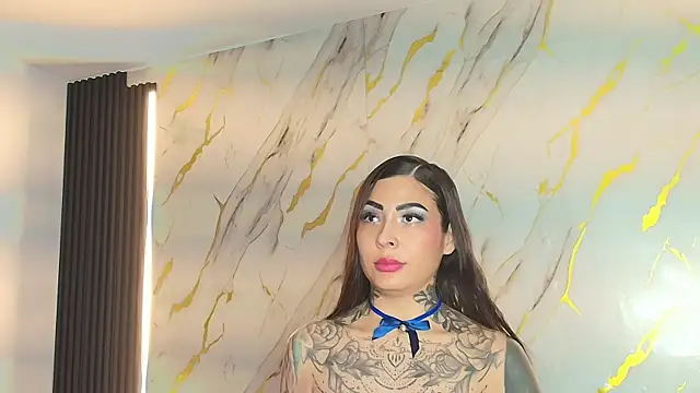 Snapshot of EmiliMontero chatting on 12, 7, 2026 EmiliMontero online show from 12, 7, 2026