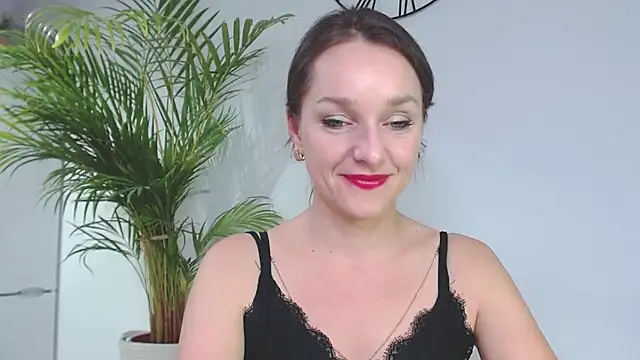 AliciaDesire online show from 12, 12, 2024